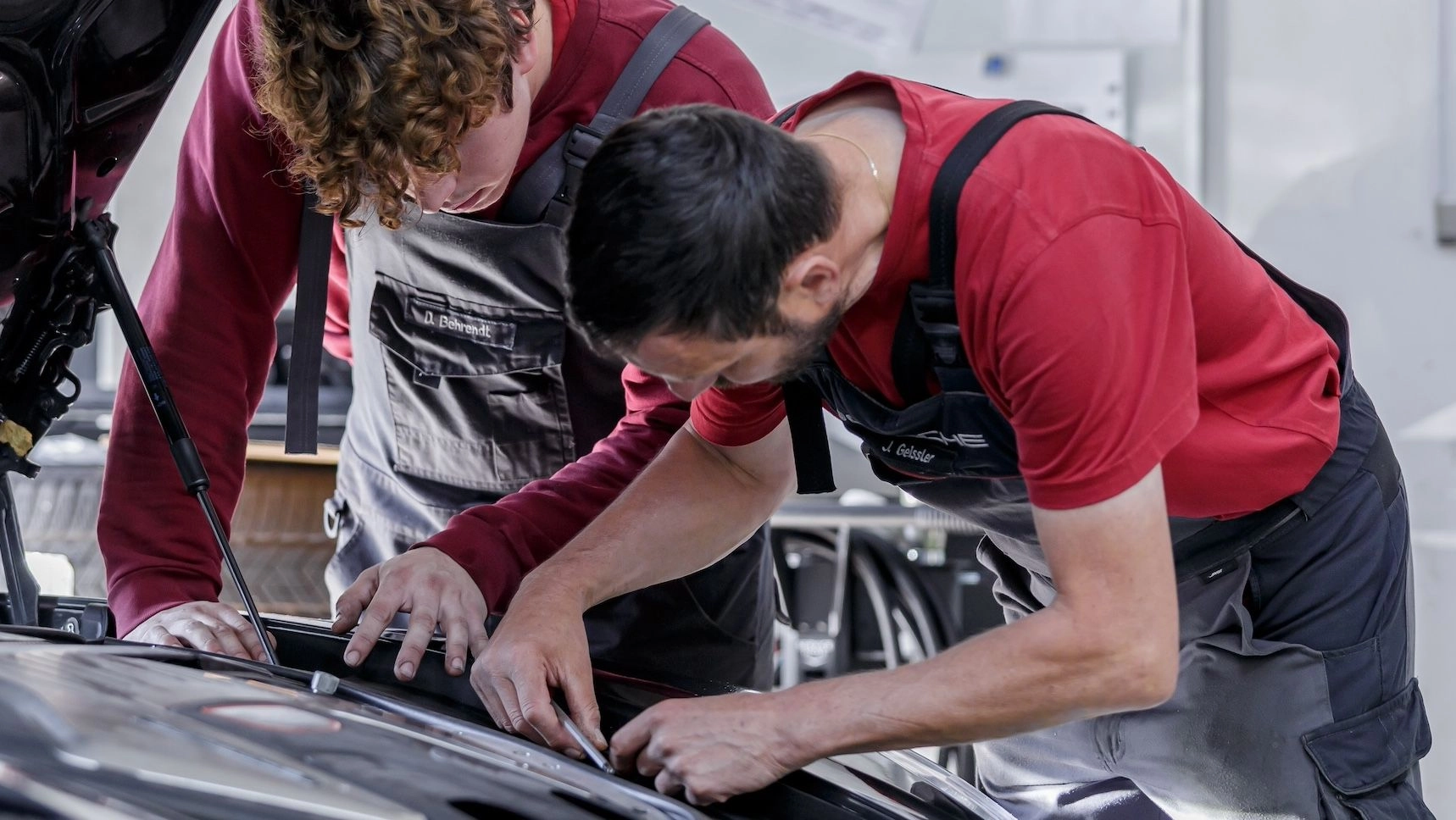 Mewa biedt autowerkplaatsen de mogelijkheid om ook gebruik te maken van de textielservice voor CI-kleding. 