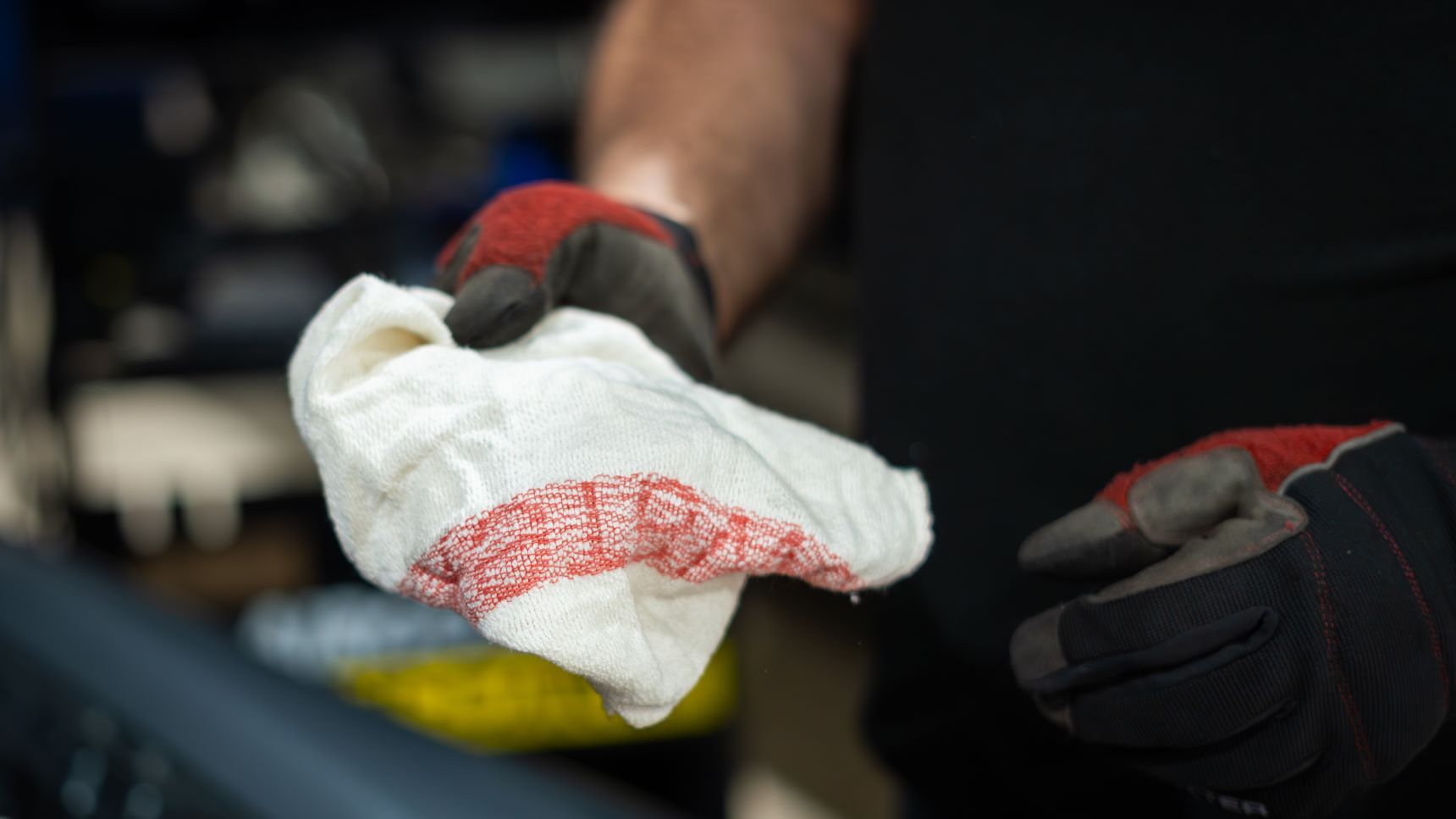 O sistema de panos de limpeza da Mewa permite uma produção mais sustentável (foto: Mewa)