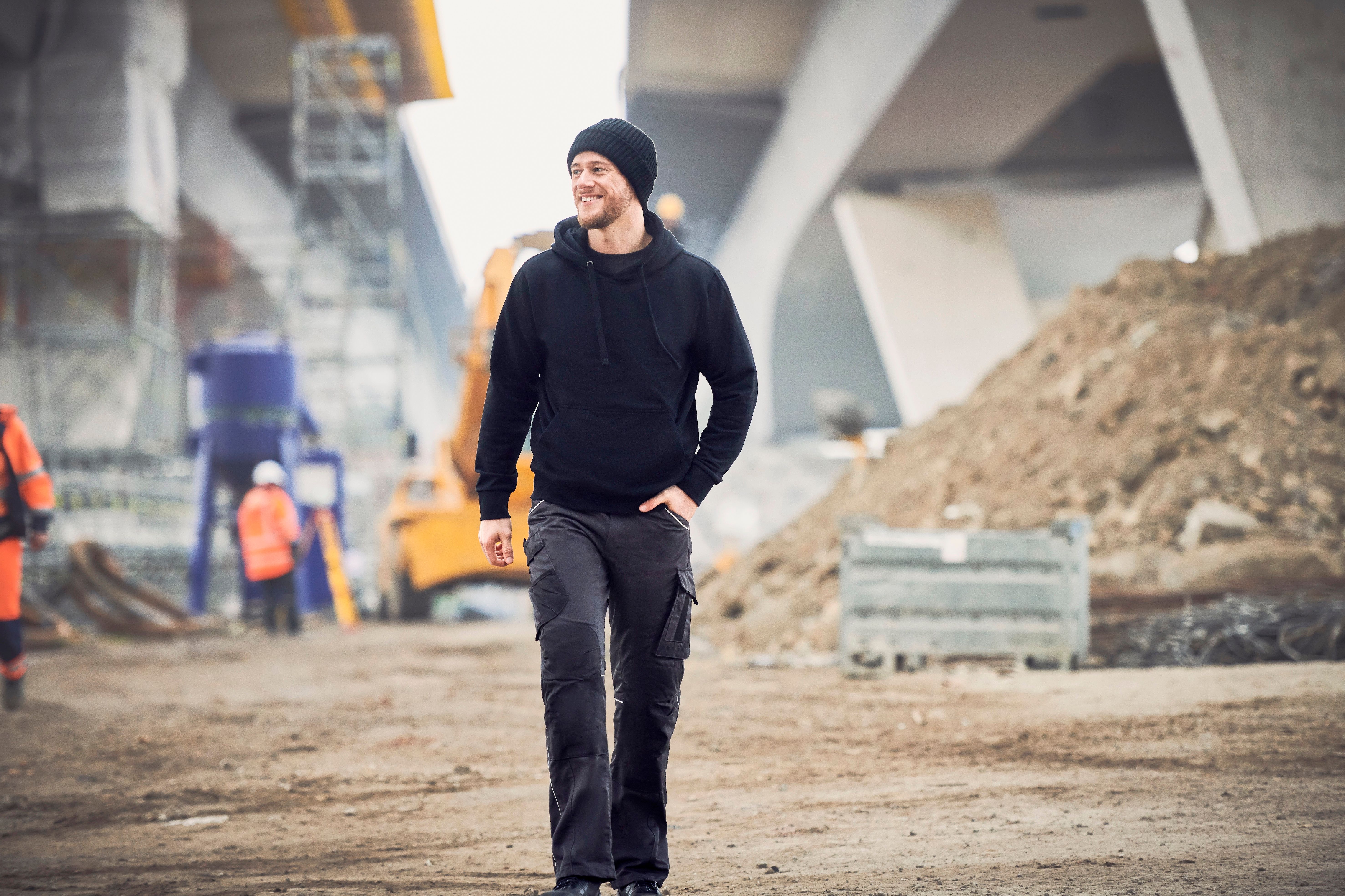 Les vêtements chauds de Mewa protègent contre le froid, le vent et la pluie.
