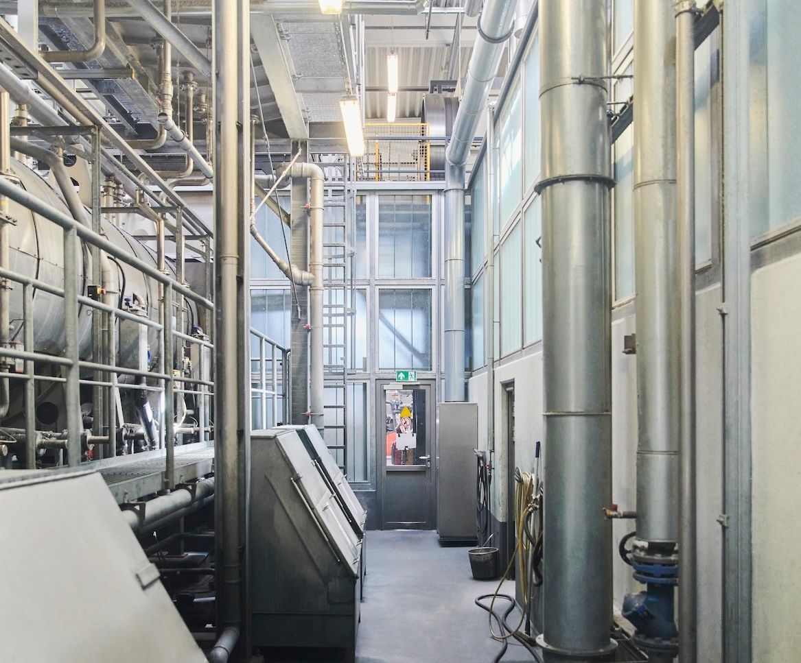 Les lavettes sont lavées dans des installations de lavage ultramodernes