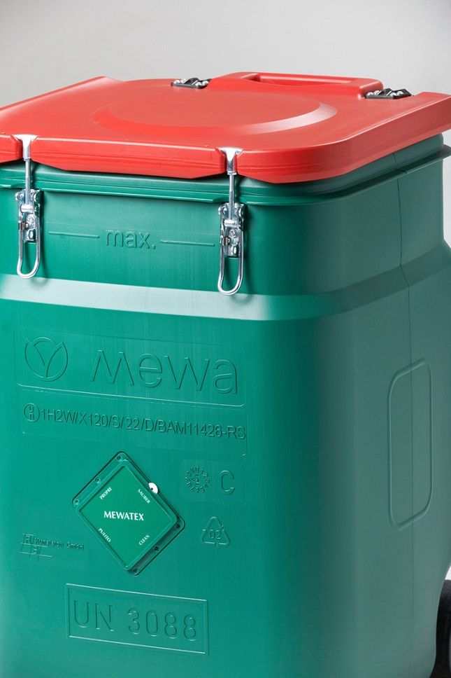 A „SaCon-fix” zár (ez megfelel a TÜV független német tanúsító intézet „GS” jelű biztonsági szabványának