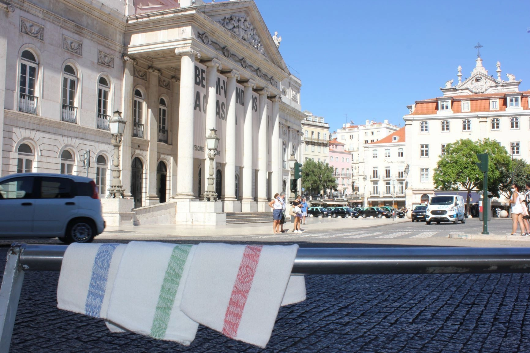 O pano ultra-absorvente da MEWA pode ser lavado até 50 vezes. Resultado: menos desperdício, menos custos e mais tempo para o trabalho (Foto: MEWA)