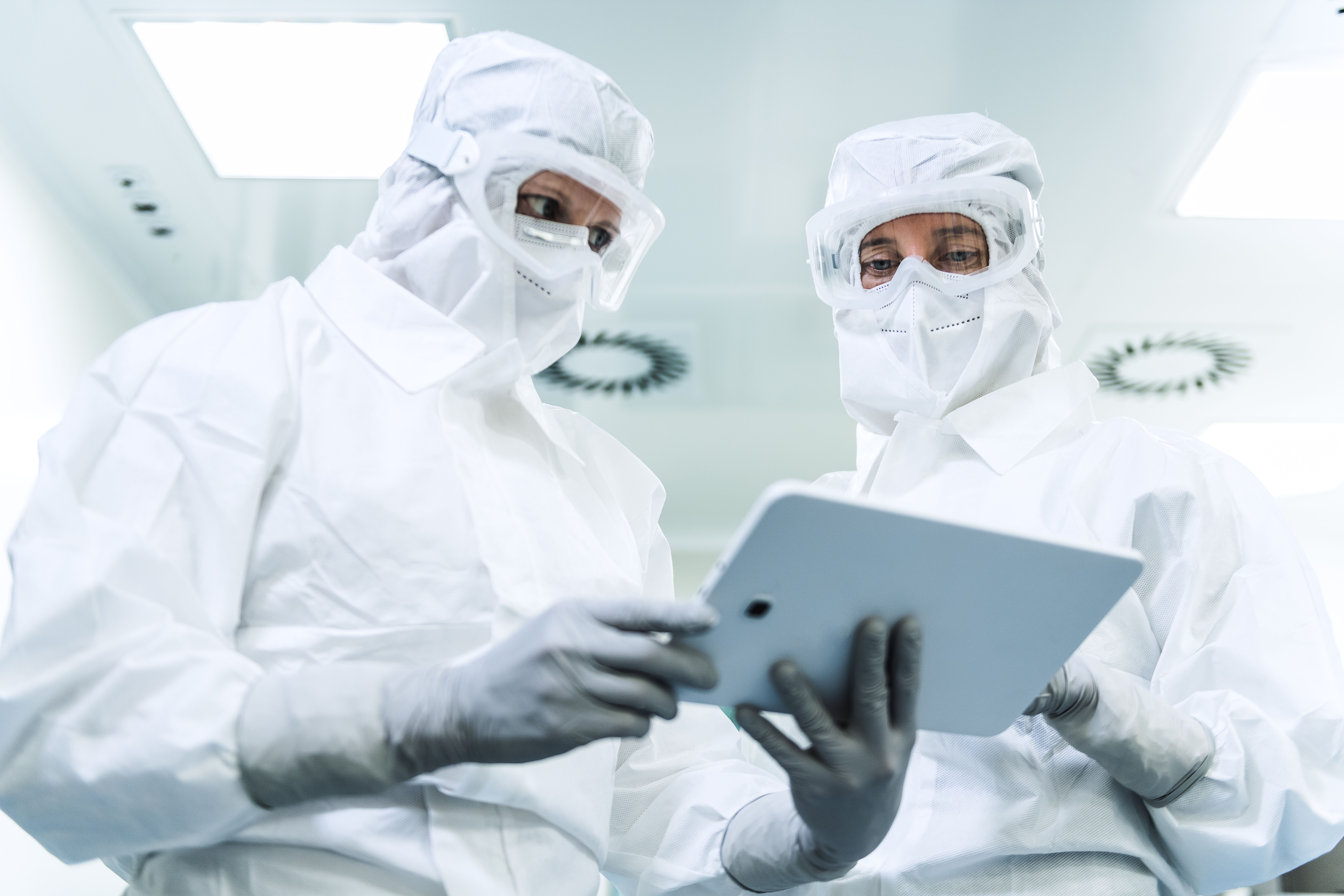 Service pour salle propre par Mewa. Nous avons la solution.