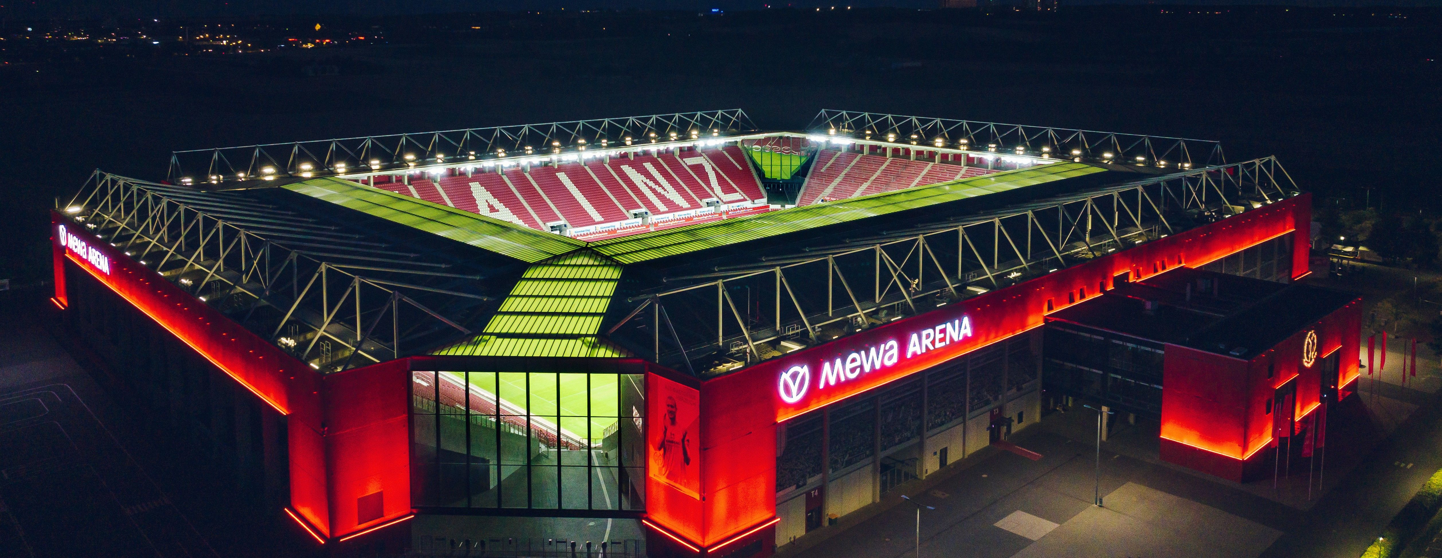 Leidenschaft für deine Arbeit: Max lebt seinen Traum zwischen Mainz 05 und Fotografie