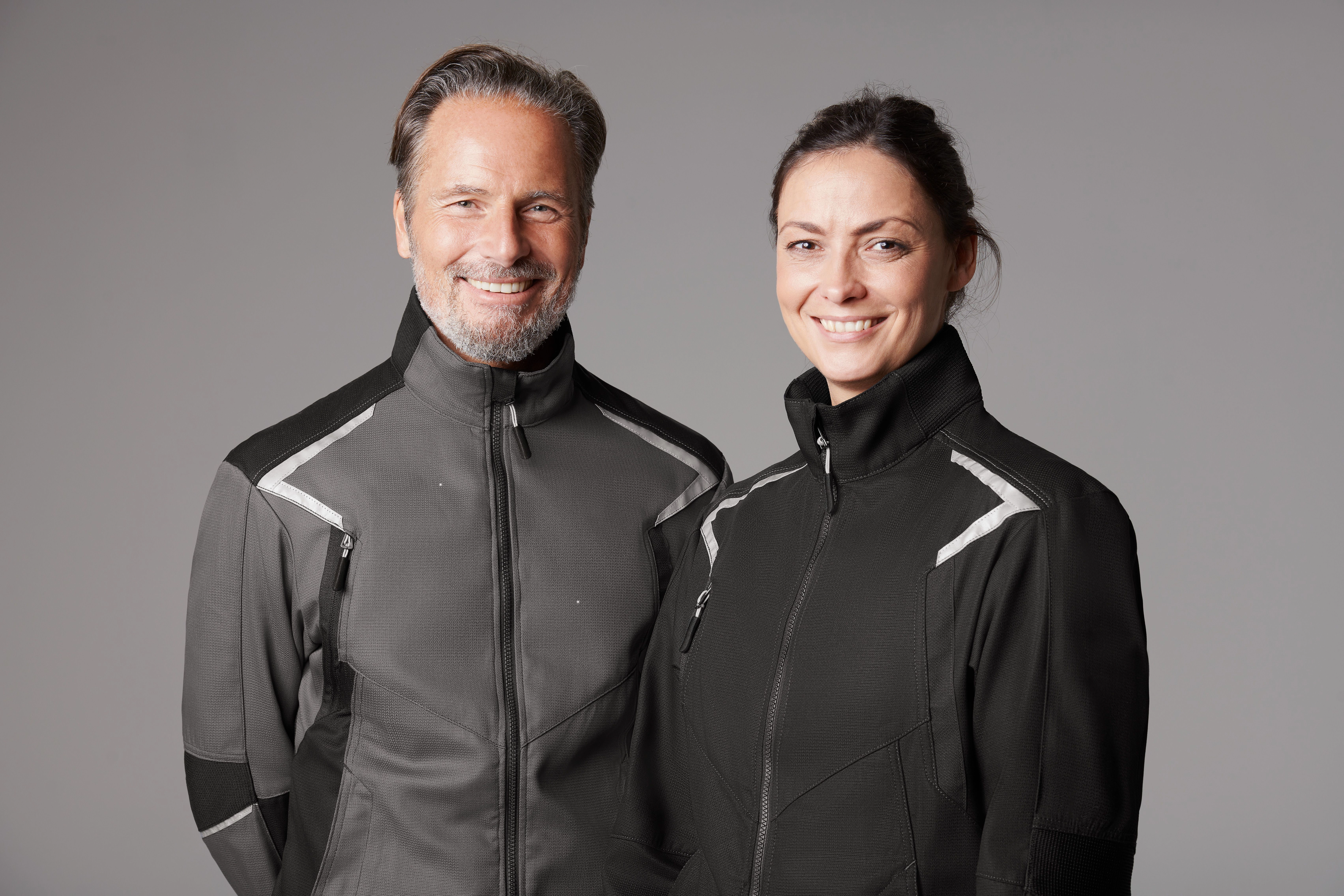 Bodyforce gibt es als Damen- und Herrenausführung. (Foto: Mewa)