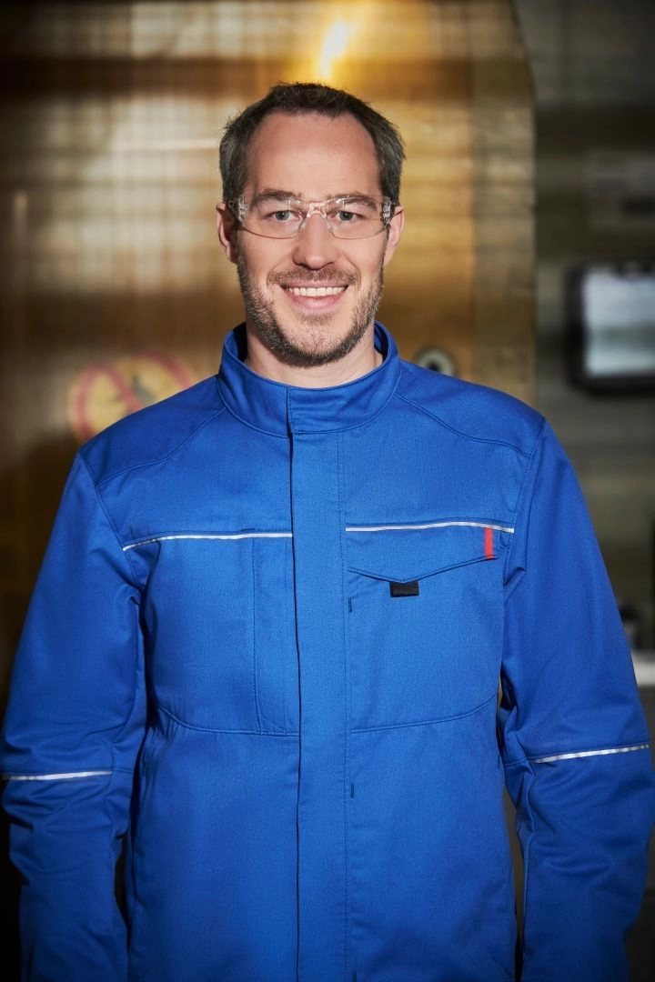 Mewa Dynamic Elements ist im Mewa Textil-Management erhältlich.