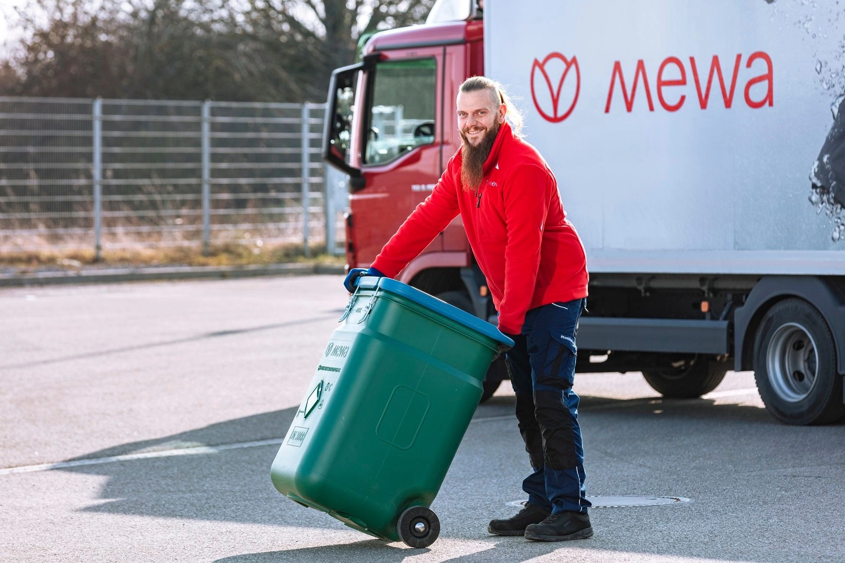 Ook bij de distributielogistiek maakt Mewa gebruik van duurzame processen. 