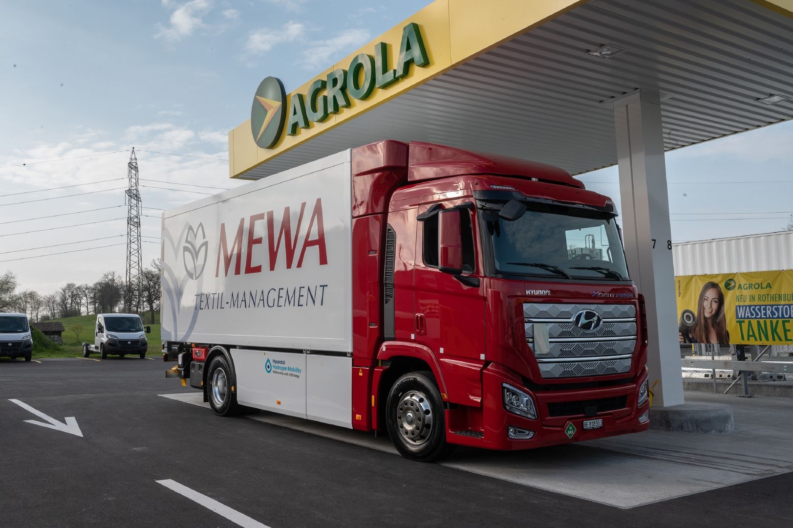 Mewa a intégré des camions équipés de la technologie à hydrogène dans sa flotte de livrai-son.