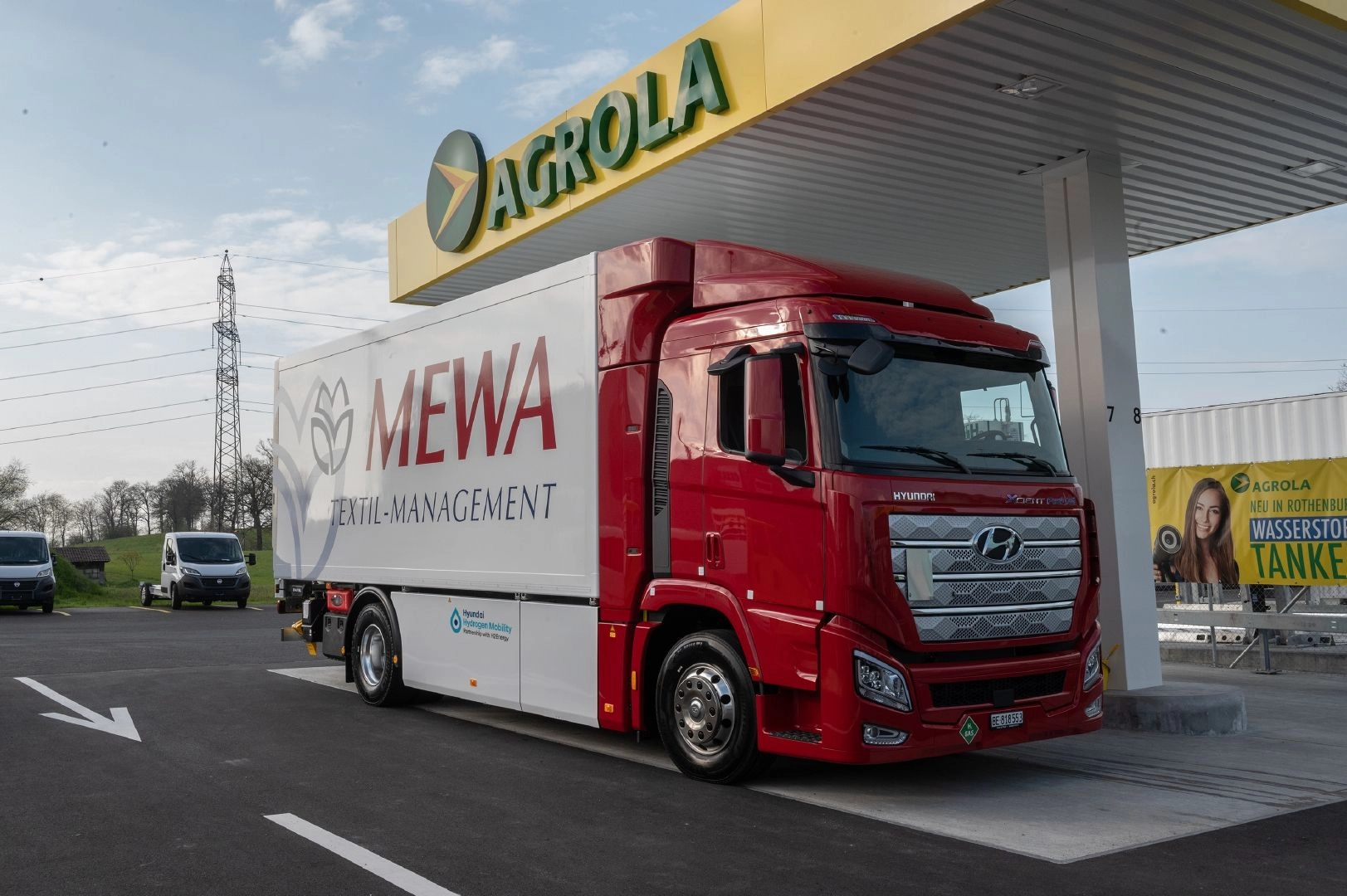 Mewa a intégré des camions équipés de la technologie à hydrogène dans sa flotte de livrai-son.