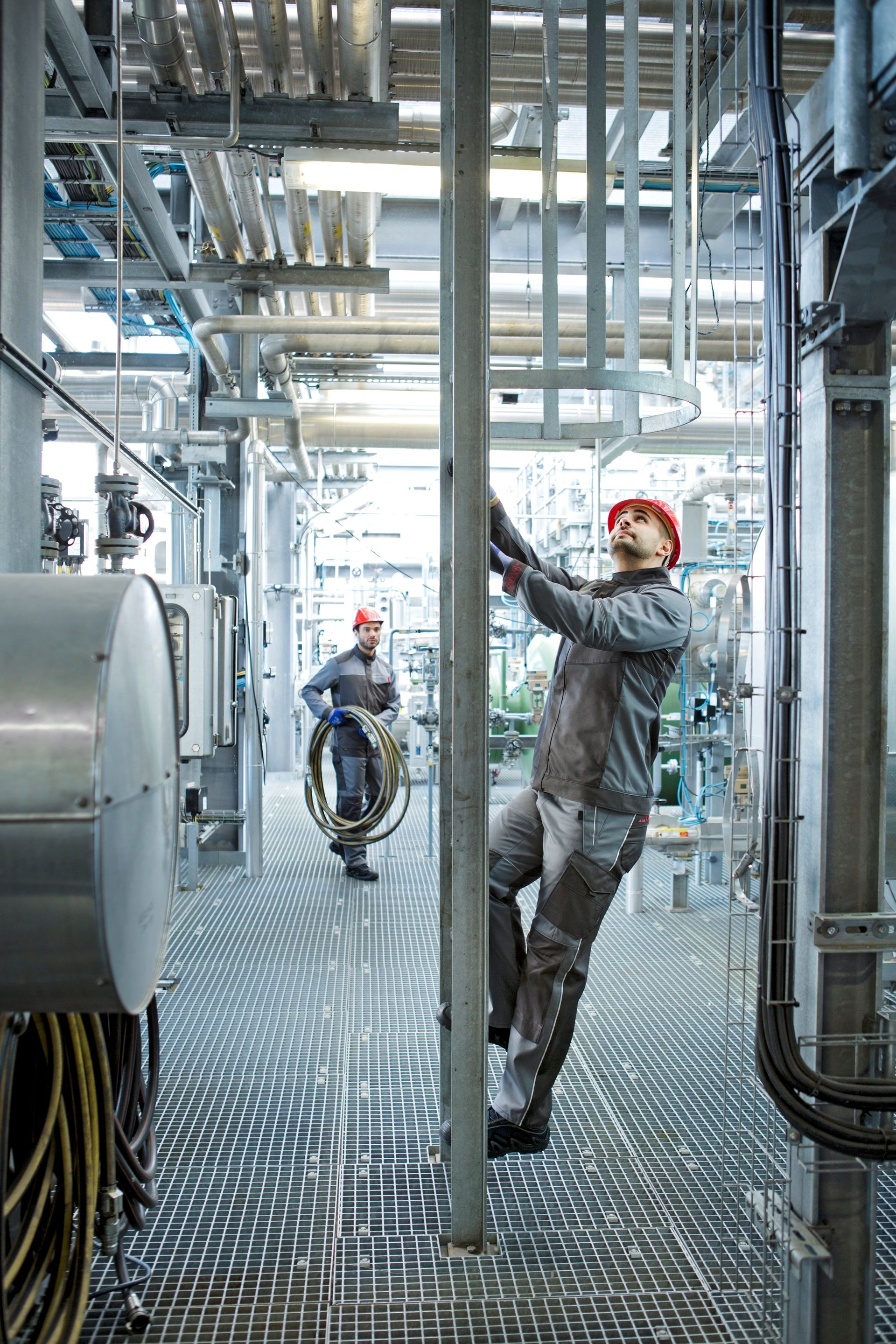 Tagli ergonomici e comodi tessuti high-tech (Foto Mewa)