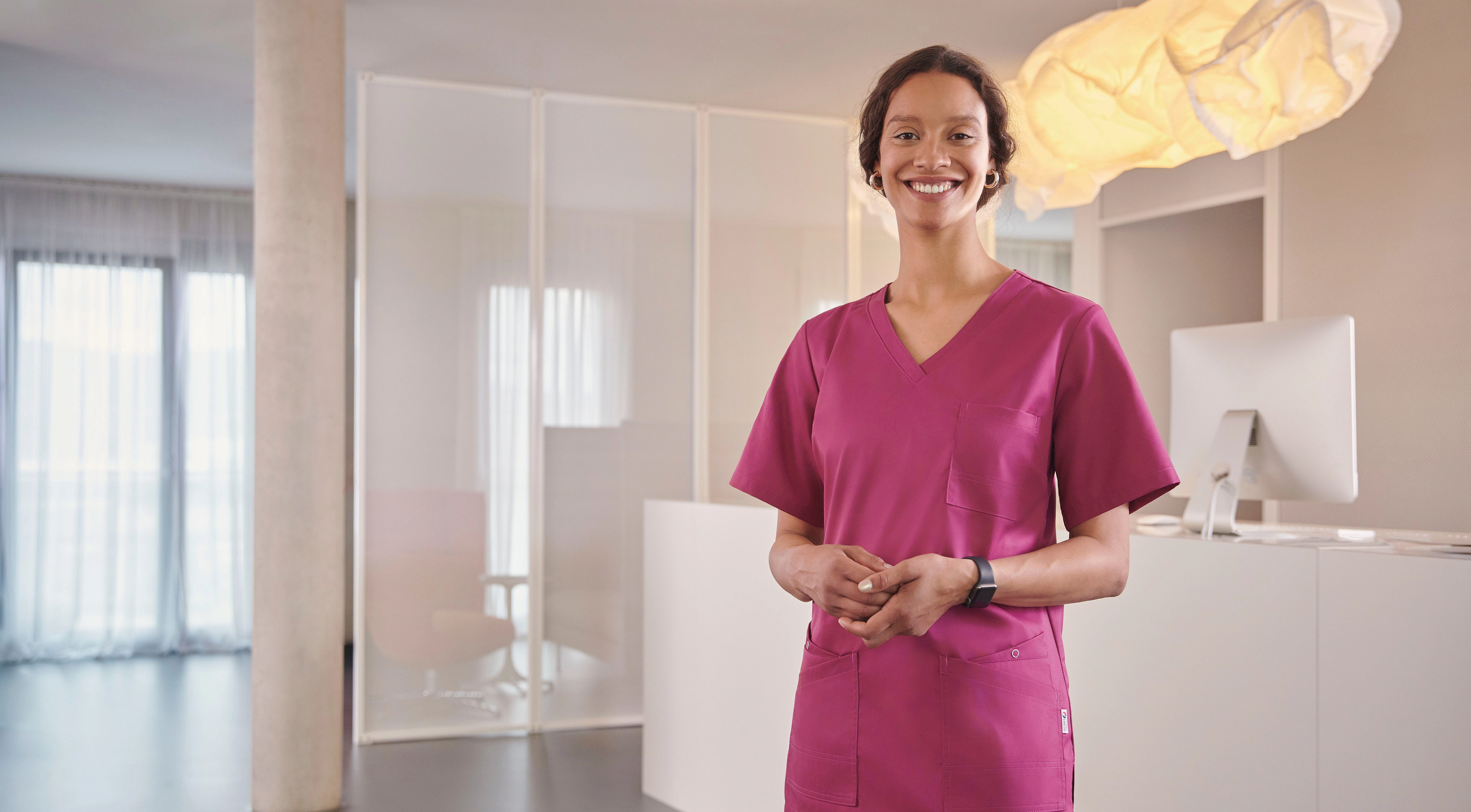 Ergocare: Mewa kleidet Fachkräfte in Gesundheitsberufen im Rundum-Service ein. (Foto: Mewa)