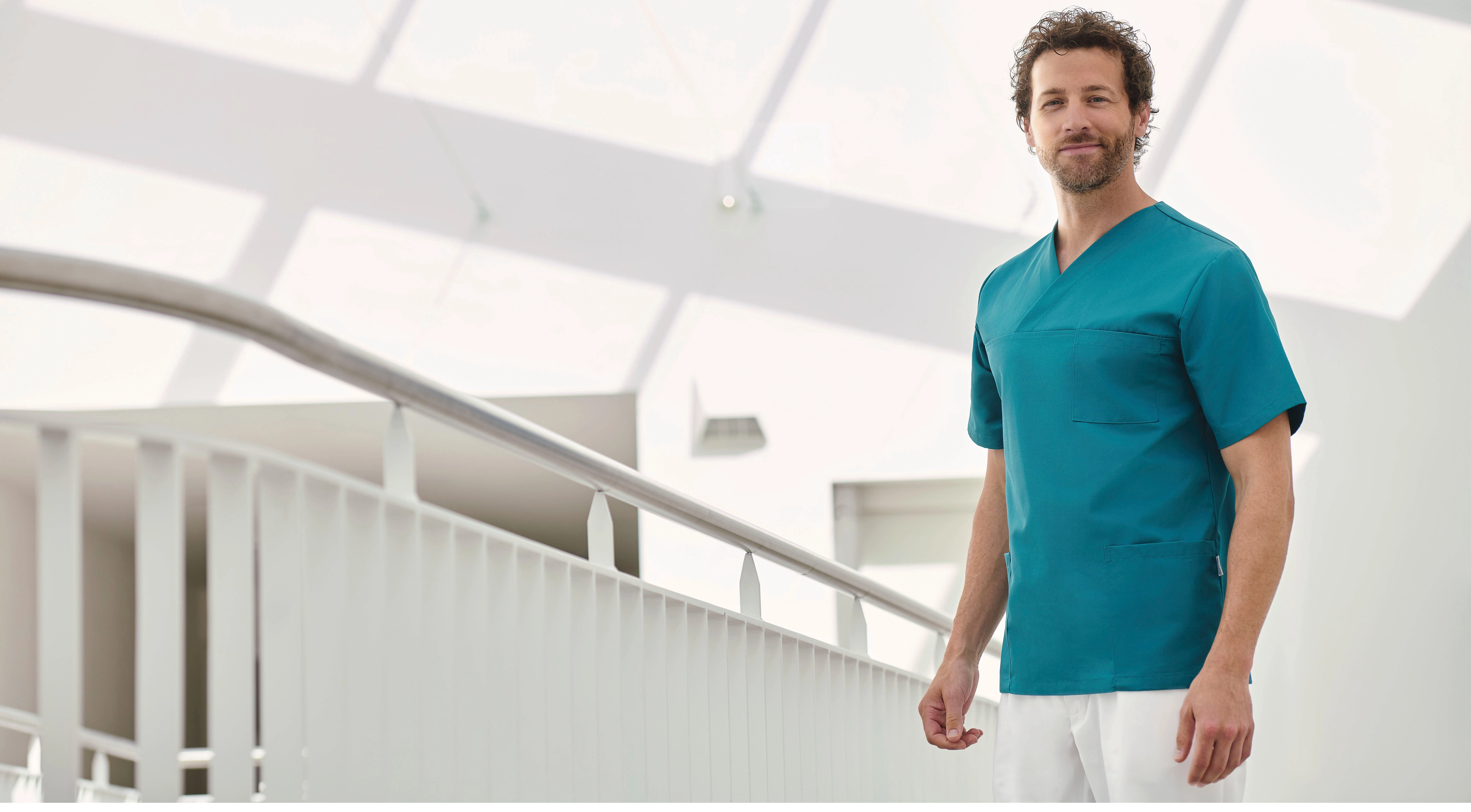 Ergocare: Mewa kleidet Fachkräfte in Gesundheitsberufen im Rundum-Service ein. (Foto: Mewa)