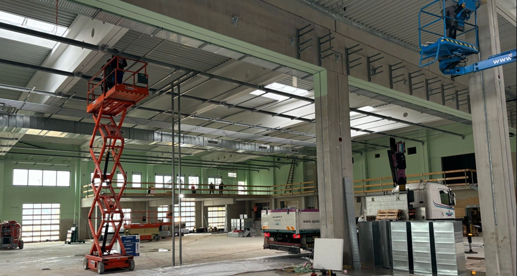 Mit dem Ausbau, der einen Schwerpunkt auf nachhaltige Bauplanung legt, übernimmt der Mewa-Standort in Schwechat eine Vorreiterrolle (©Mewa)