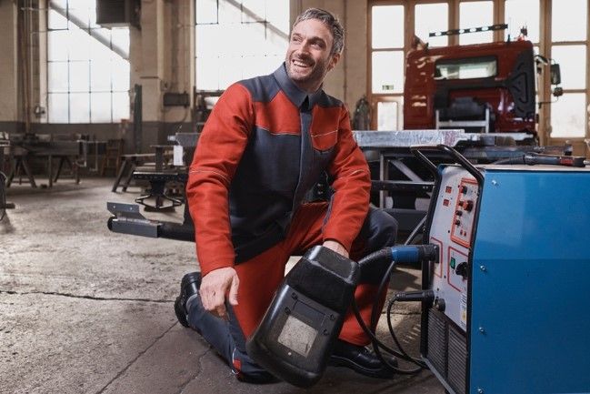 Présentation d'équipe uniforme en vêtements professionnels et de protection