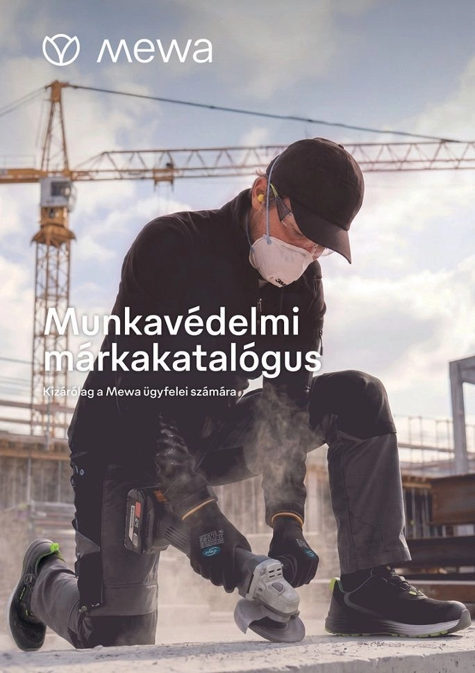 131 új árucikk, több női ruha és munkavédelmi lábbeli az új katalógusban. Fotó: Mewa/A kép mesterséges intelligencia segítségével készült.